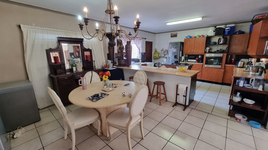 8 Bedroom Property for Sale in Die Bos Western Cape